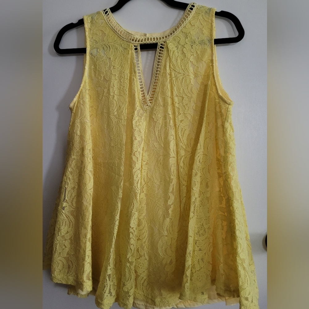 Umgee yellow lace tunic top